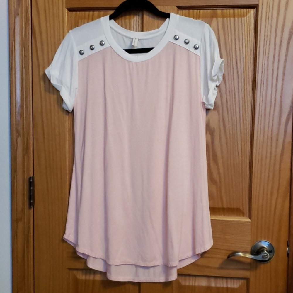 Pink & white tee with button accents